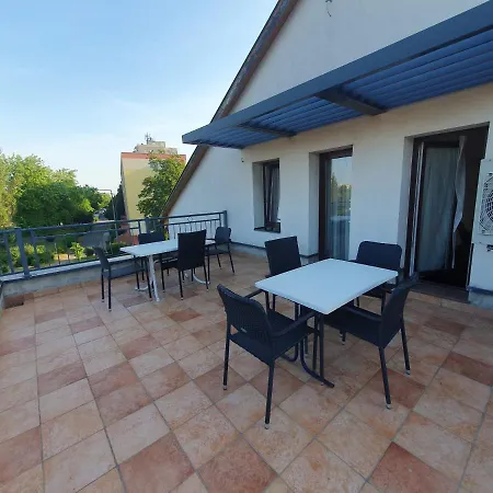 Hotel Corvina Hotel-restaurant